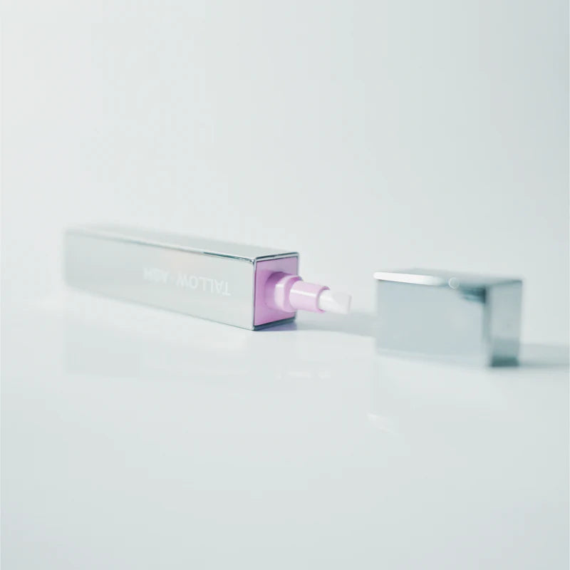 Spotless Anytime™ – Refillable On-the-Go Stain Remover Pen